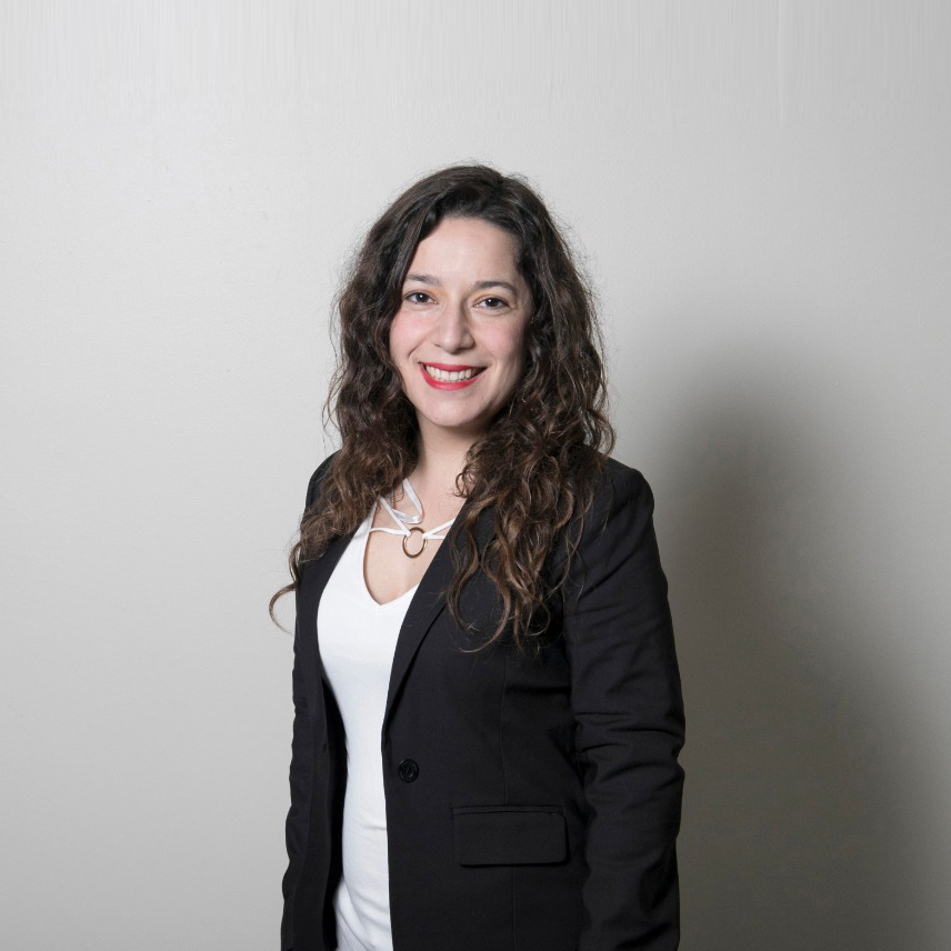 Nicole Lobos Villatoro